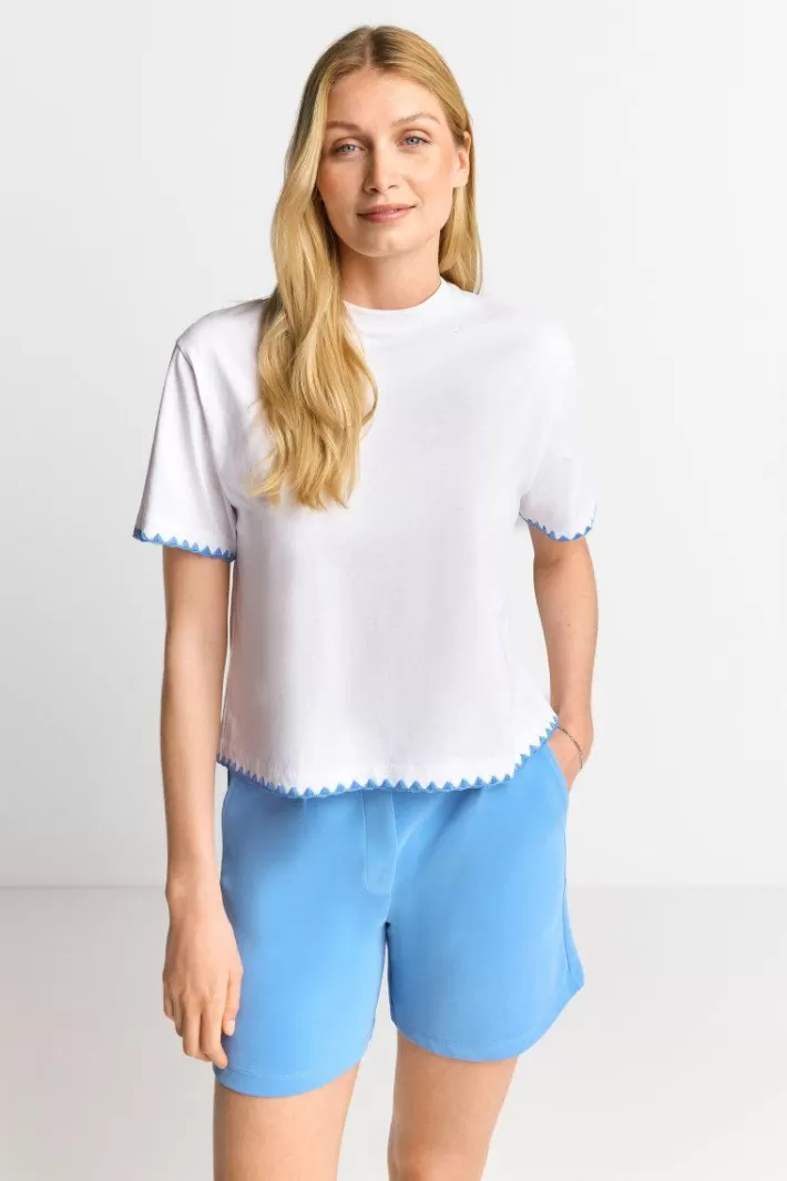 Damen Rich & Royal Weißes T-Shirt Mit Blauen Stickereien
